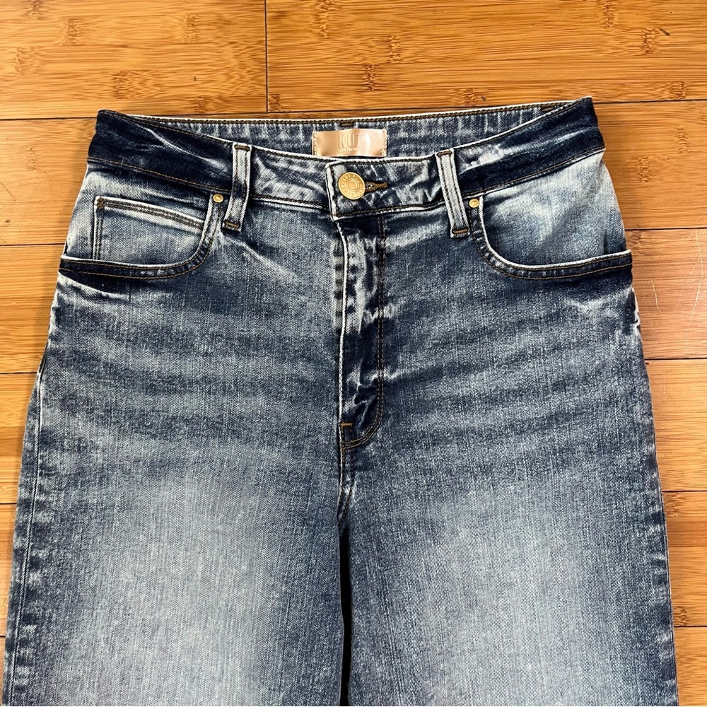 Kut from the Kloth High Rise Sienna Straight Leg Jeans in Stone Wash Denim NWOT - Picture 6 of 16